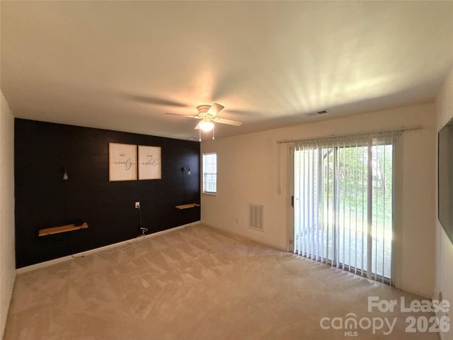 639 Mountainwater Drive, Charlotte, NC 28262
