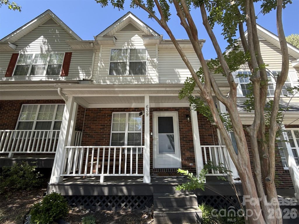 639 Mountainwater Drive, Charlotte, NC 28262
