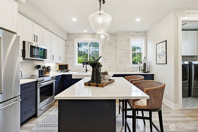 1890 SE 12th Street, North Bend, WA 98045