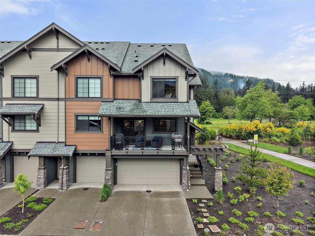 1890 SE 12th Street, North Bend, WA 98045