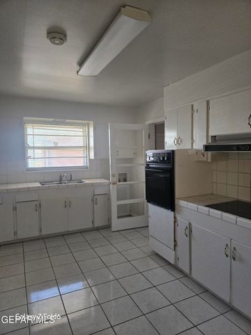 2701 Nations Avenue, El Paso, TX 79930