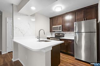 690 Route 23 1251, Wayne, NJ 07470