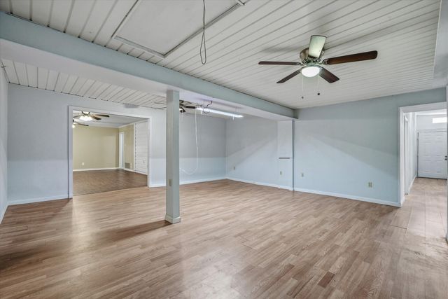 1729 Elliot Drive, Canton, TX 75103