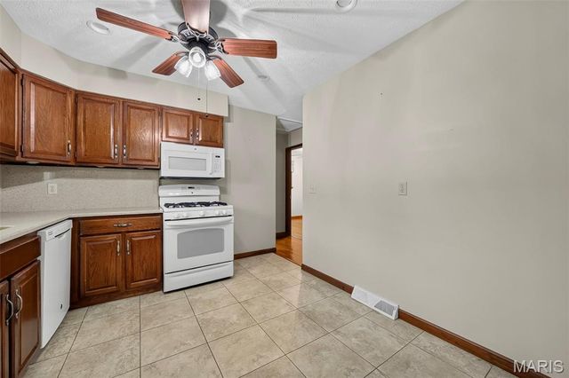 3020 Mockingbird Drive, St Charles, MO 63301