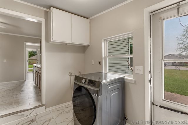 605 W Walnut Street, Collinsville, OK 74021
