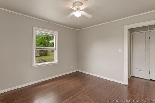 605 W Walnut Street, Collinsville, OK 74021