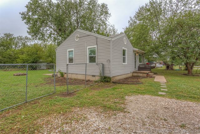 605 W Walnut Street, Collinsville, OK 74021
