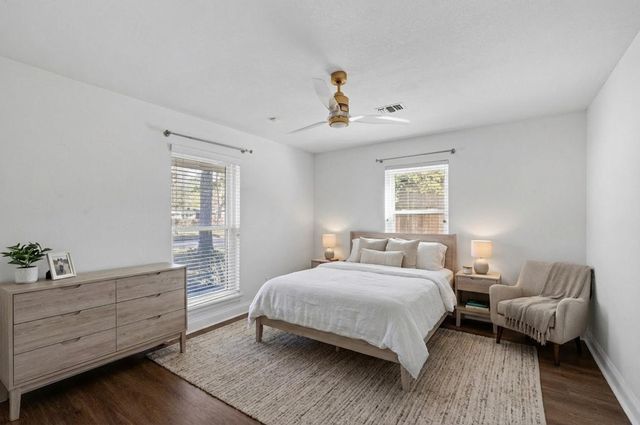 10151 Brinwood Drive, Houston, TX 77043