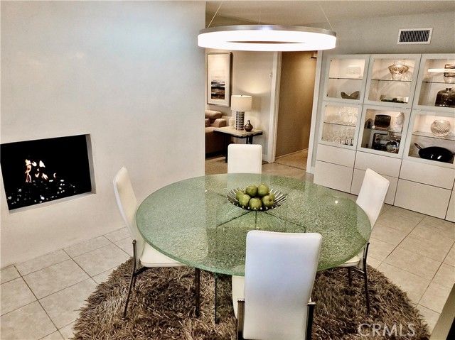 250 Bucknell Rd, Costa Mesa, CA 92626