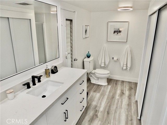 250 Bucknell Rd, Costa Mesa, CA 92626