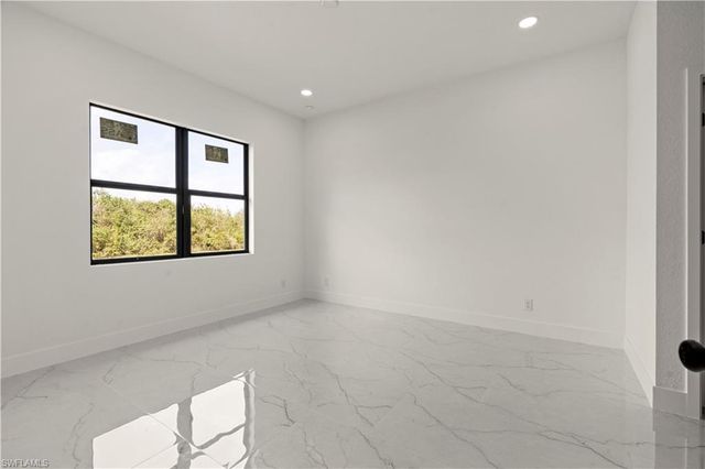 2607 45th st W, Lehigh Acres, FL 33971