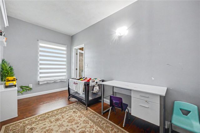 7122 Bluestream Drive, Tipp City, OH 45371