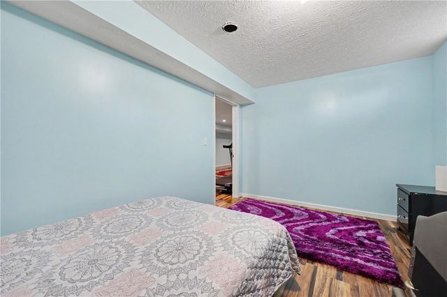 7122 Bluestream Drive, Tipp City, OH 45371