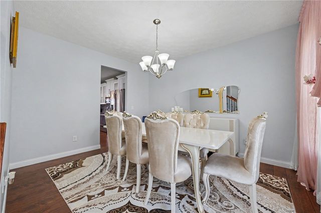 7122 Bluestream Drive, Tipp City, OH 45371