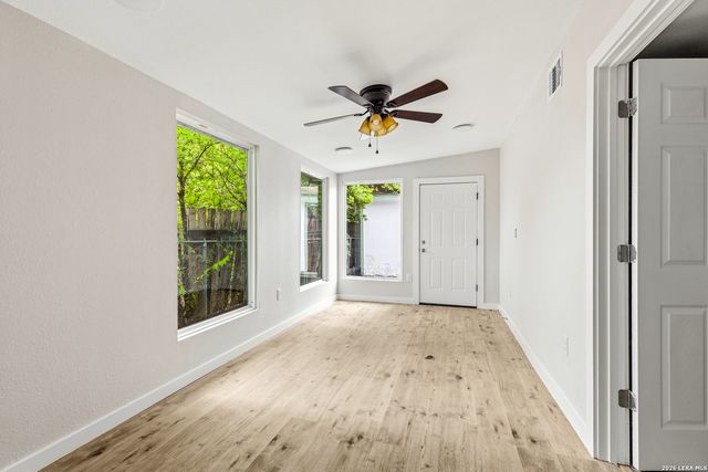 628 FLEMING ST, San Antonio, TX 78211