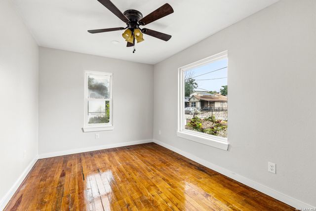 628 FLEMING ST, San Antonio, TX 78211