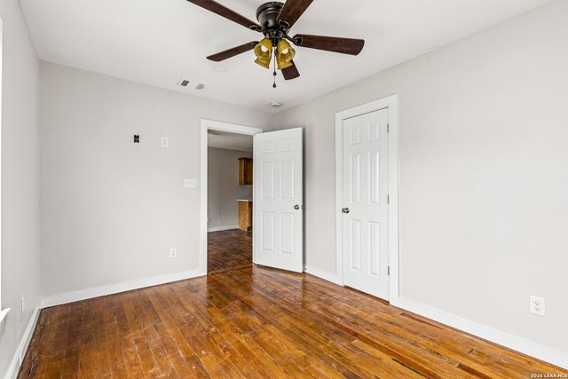 628 FLEMING ST, San Antonio, TX 78211
