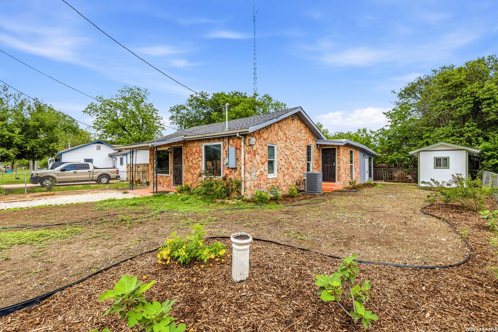 628 FLEMING ST, San Antonio, TX 78211