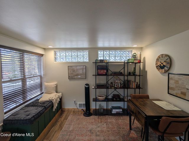 920 Pearl ST, Wallace, ID 83873