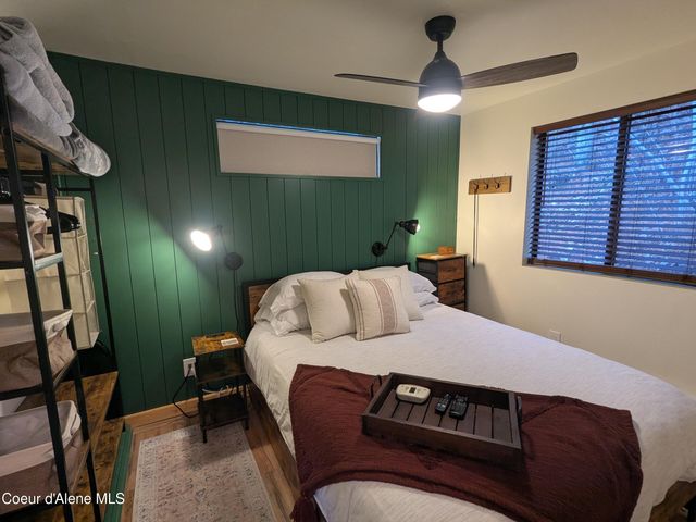 920 Pearl ST, Wallace, ID 83873