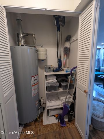 920 Pearl ST, Wallace, ID 83873