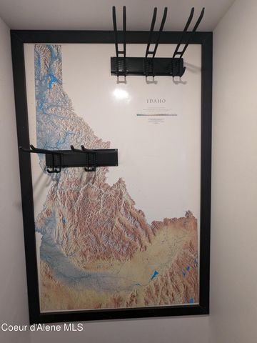 920 Pearl ST, Wallace, ID 83873