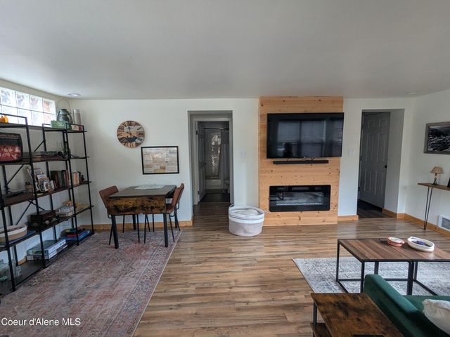 920 Pearl ST, Wallace, ID 83873