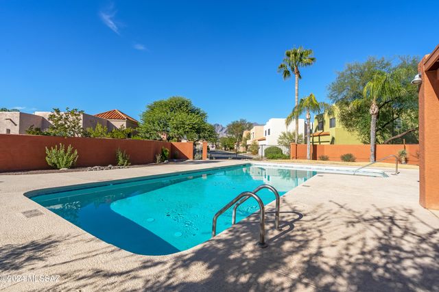 3444 N Applewood Drive, Tucson, AZ 85712