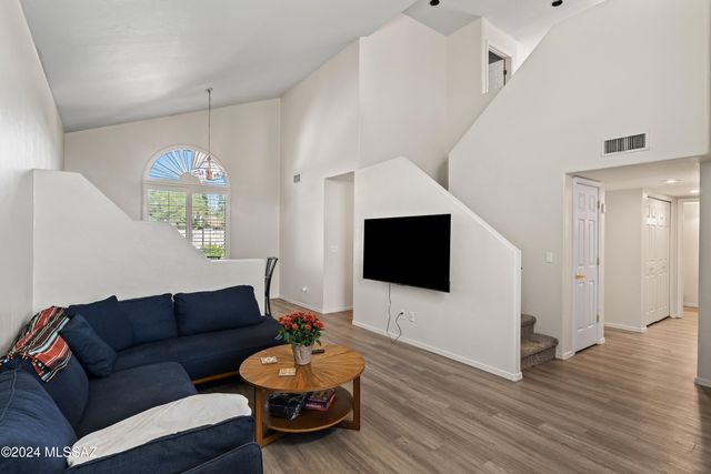 3444 N Applewood Drive, Tucson, AZ 85712