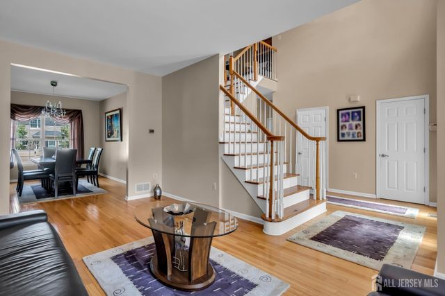 10 Beacon Place, Old Bridge, NJ 08857