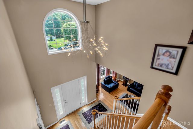 10 Beacon Place, Old Bridge, NJ 08857