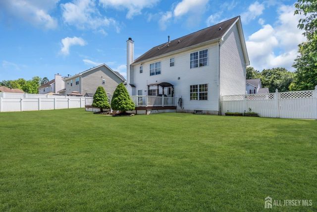 10 Beacon Place, Old Bridge, NJ 08857