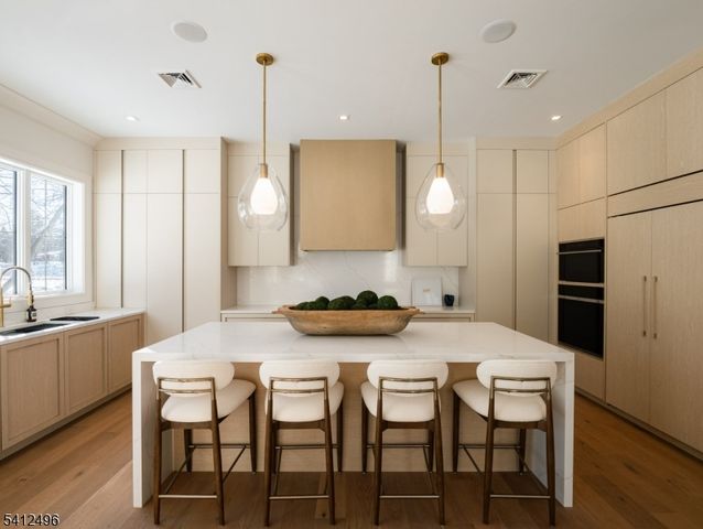 16 Paris Ave 1, Rockleigh Boro, NJ 07647