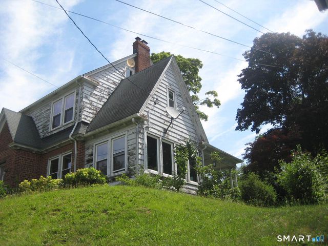 105 Roydon Road, New Haven, CT 06511