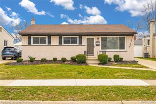 32547 Birkshire Street, Saint Clair Shores, MI 48082