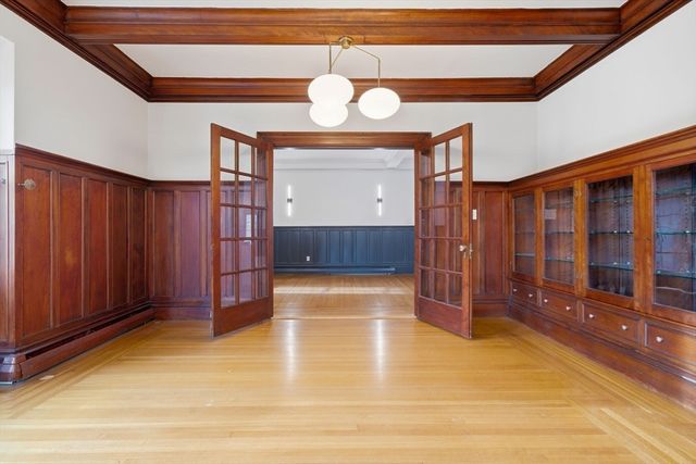 2 Ocean Avenue, Swampscott, MA 01907