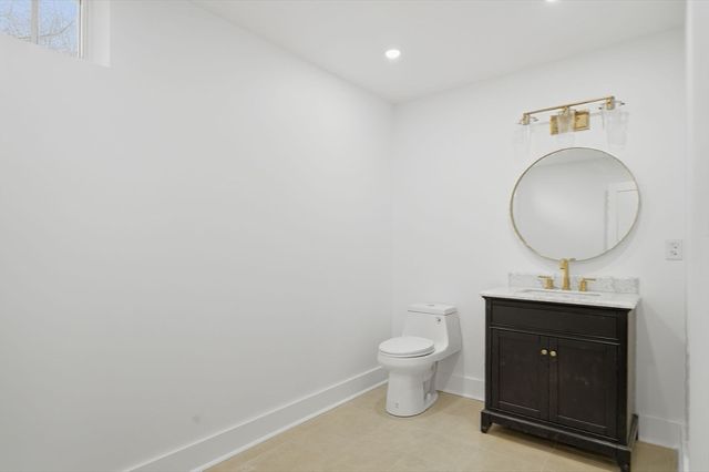 2 Ocean Avenue, Swampscott, MA 01907