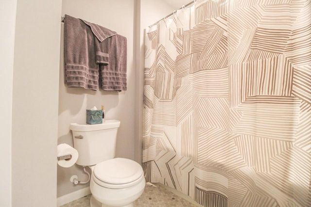 2048 Tori Frost Drive, Madison, WI 53718