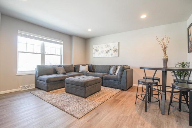 2048 Tori Frost Drive, Madison, WI 53718