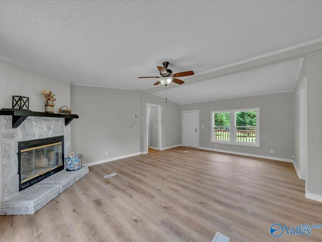 180 W Highlander Road, Harvest, AL 35749