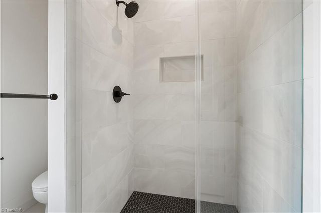 1341 Maple Chase Lane, Winston-salem, NC 27106