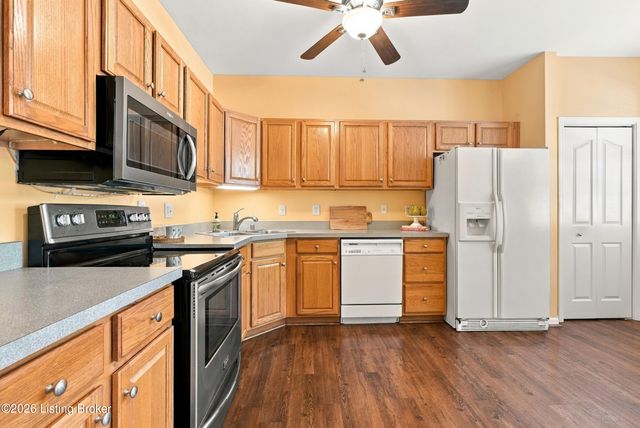 1201 Sugar Pine Terrace, Louisville, KY 40243