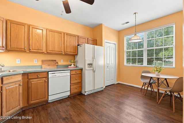 1201 Sugar Pine Terrace, Louisville, KY 40243