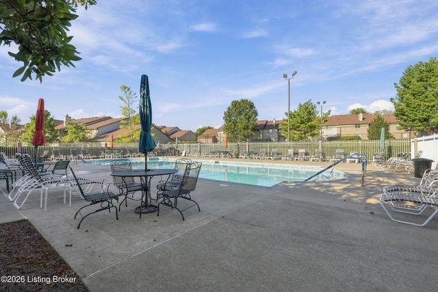 1201 Sugar Pine Terrace, Louisville, KY 40243