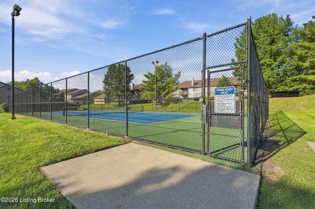 1201 Sugar Pine Terrace, Louisville, KY 40243