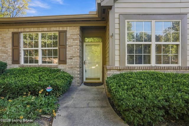 1201 Sugar Pine Terrace, Louisville, KY 40243