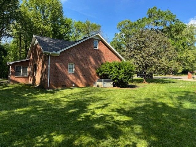 138 Laural Hill Dr, Smyrna, TN 37167