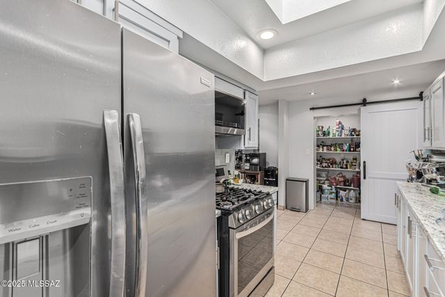 1460 N Royal Road, Nogales, AZ 85621