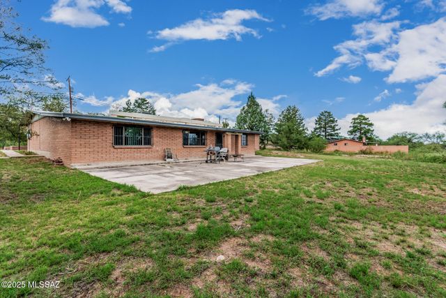 1460 N Royal Road, Nogales, AZ 85621