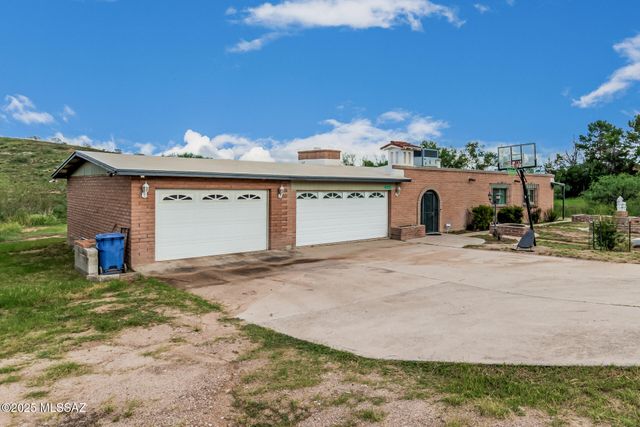 1460 N Royal Road, Nogales, AZ 85621